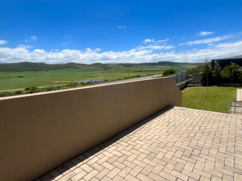 3 Bedroom Property for Sale in Reebok Western Cape